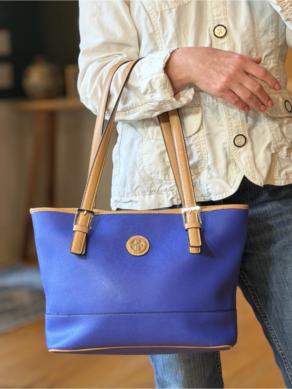 Gianni Bernini 2010’s Dopamine Dressing Royal Blue Tote Bag (EUC)